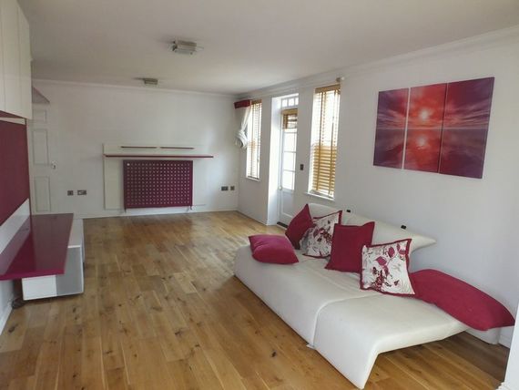 3&nbsp;Bedroom&nbsp;Flat