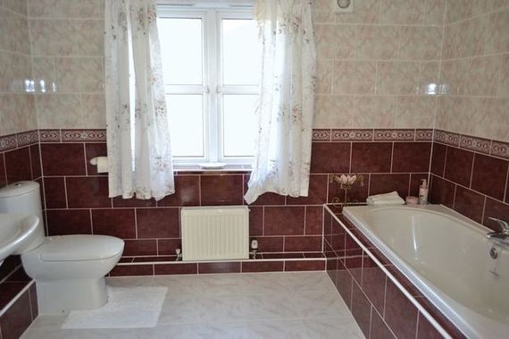 5 Bedroom Detached