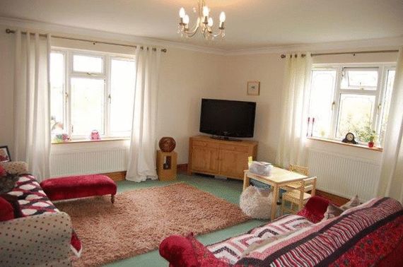 5&nbsp;Bedroom&nbsp;Detached