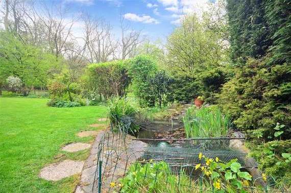 5 Bedroom Detached