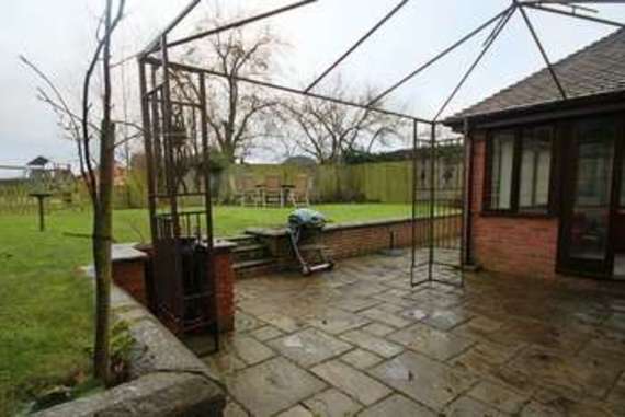 5&nbsp;Bedroom&nbsp;Detached