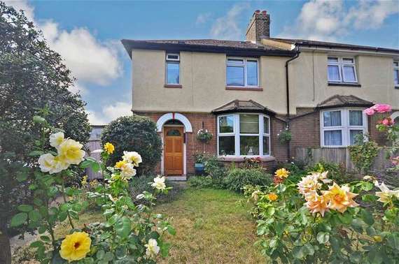 4 Bedroom Semi-Detac...