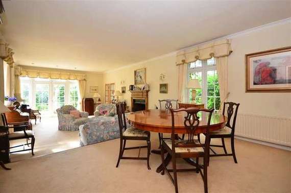 5 Bedroom Detached