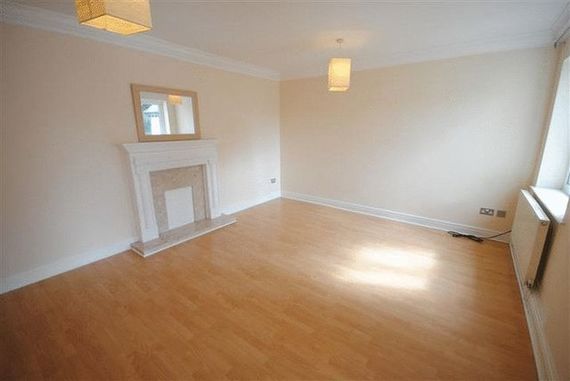 1 Bedroom Flat