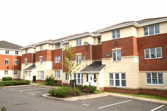 1 Bedroom Flat