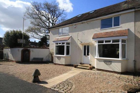 4 Bedroom Semi-Detac...