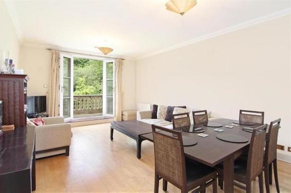 2 Bedroom Flat