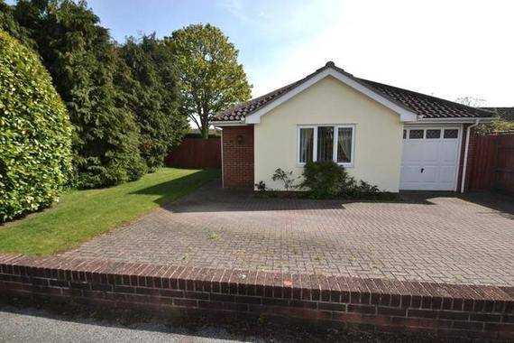 2 Bedroom Detached B...