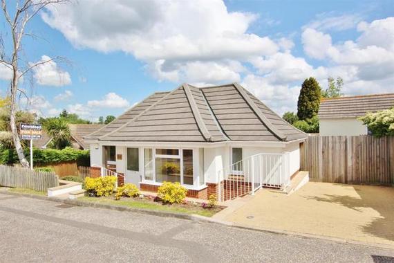 2 Bedroom Detached B...