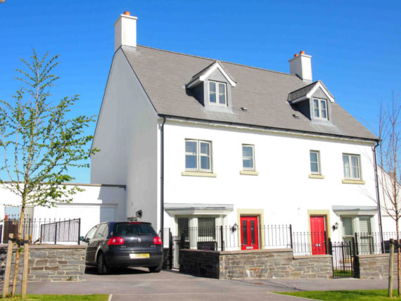 4 Bedroom Semi-Detac...