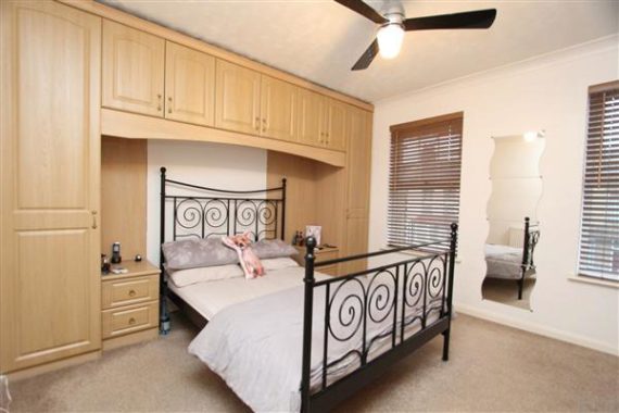 3 Bedroom Houses