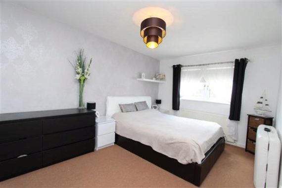 2 Bedroom Houses