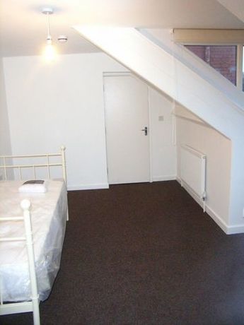 4&nbsp;Bedroom&nbsp;Flat