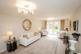 6 Bedroom 