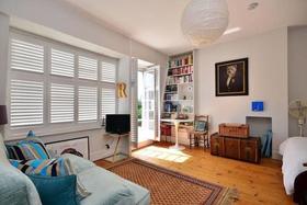 Clapham Common North Side, Cla...
