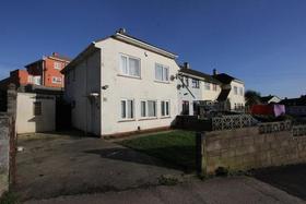 3 Bedroom End of Ter...