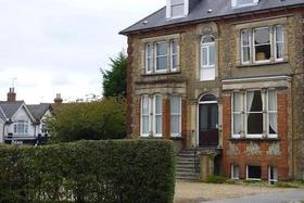 1 Bedroom Flat