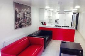 6&nbsp;Bedroom&nbsp;Terraced