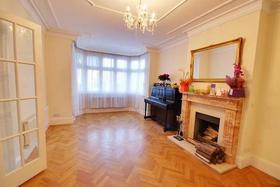 5&nbsp;Bedroom&nbsp;Property