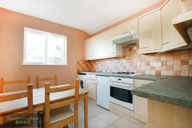 2 Bedroom Flat
