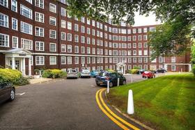 1 Bedroom Flat