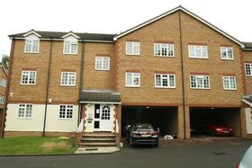 1 Bedroom Flat