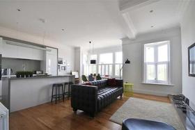 2 Bedroom Flat