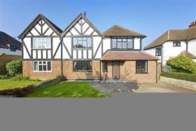 4 Bedroom Semi-Detac...