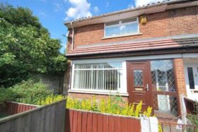 2 Bedroom End of Ter...