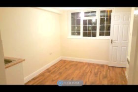  Bedroom Studio