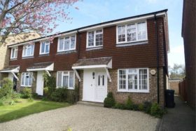 3 Bedroom End of Ter...