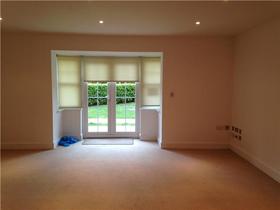 2 Bedroom Ground Fla...