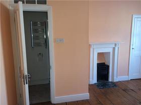 4 Bedroom Terraced