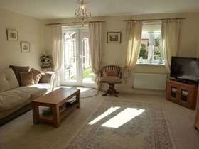 3 Bedroom Semi-Detac...