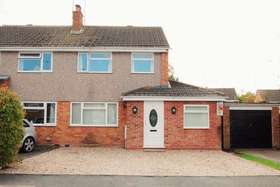 4 Bedroom Semi-Detac...