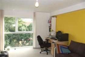 1 Bedroom Flat