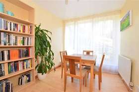 3 Bedroom End of Ter...