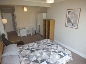 1&nbsp;Bedroom&nbsp;Detached