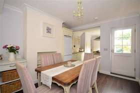 3 Bedroom End of Ter...