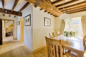 5 Bedroom Detached