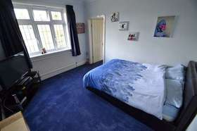 5&nbsp;Bedroom&nbsp;Semi-Detac...