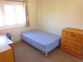 5 Bedroom Town House