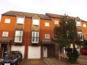 4 Bedroom Terraced