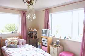 4 Bedroom Semi-Detac...