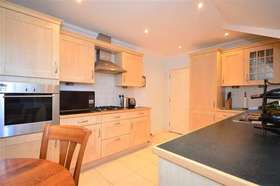 2 Bedroom Apartment