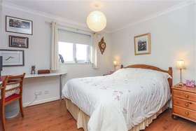 5&nbsp;Bedroom&nbsp;Detached