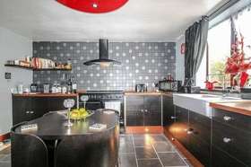 3&nbsp;Bedroom&nbsp;Semi-Detac...