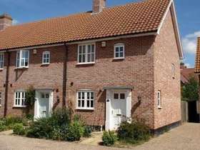 2 Bedroom End of Ter...