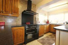 5&nbsp;Bedroom&nbsp;Semi-Detac...