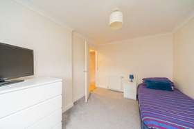 2 Bedroom Flat